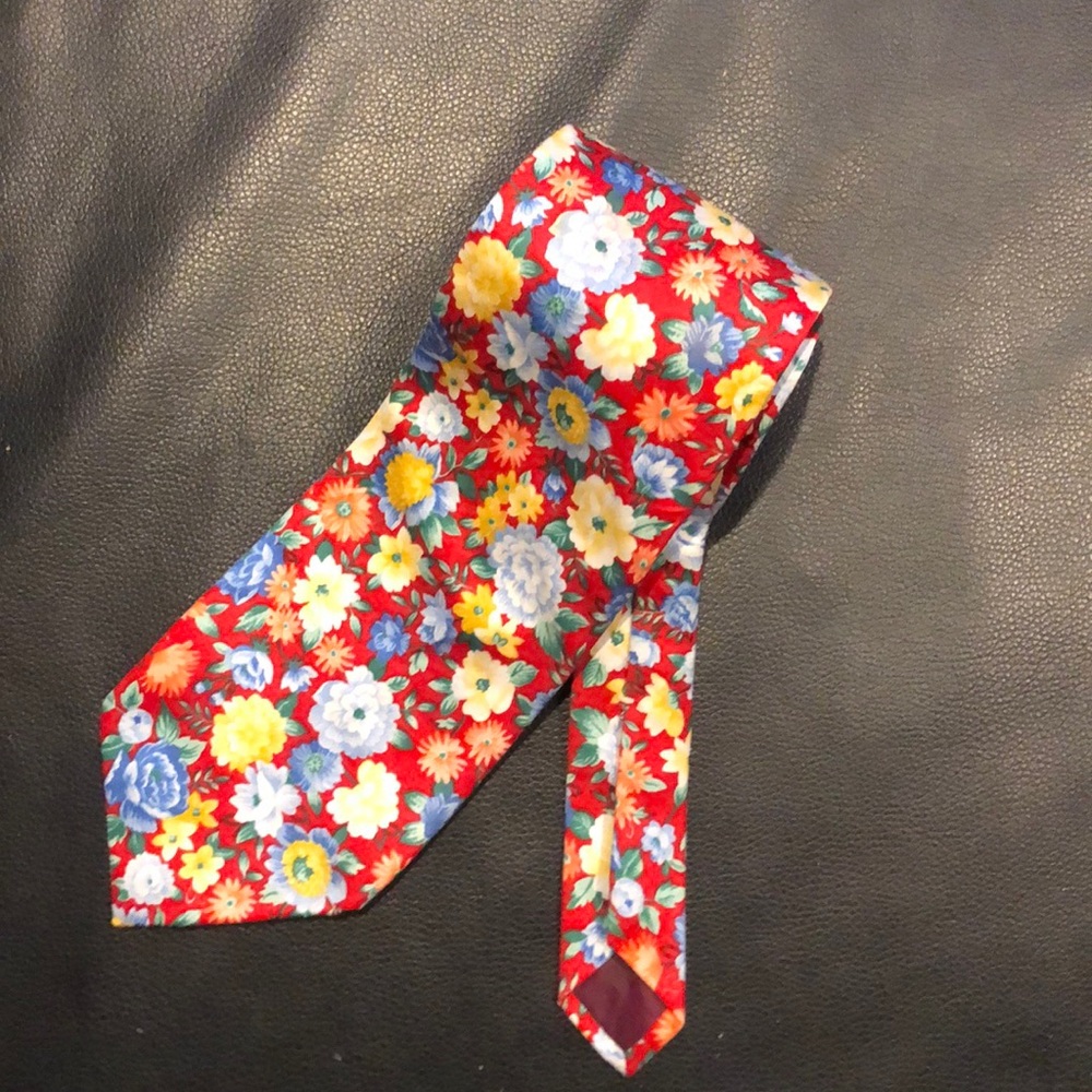Never worn necktie